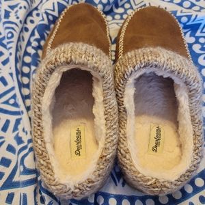 Warm Memory Foam Dearfoams slippers NWOT